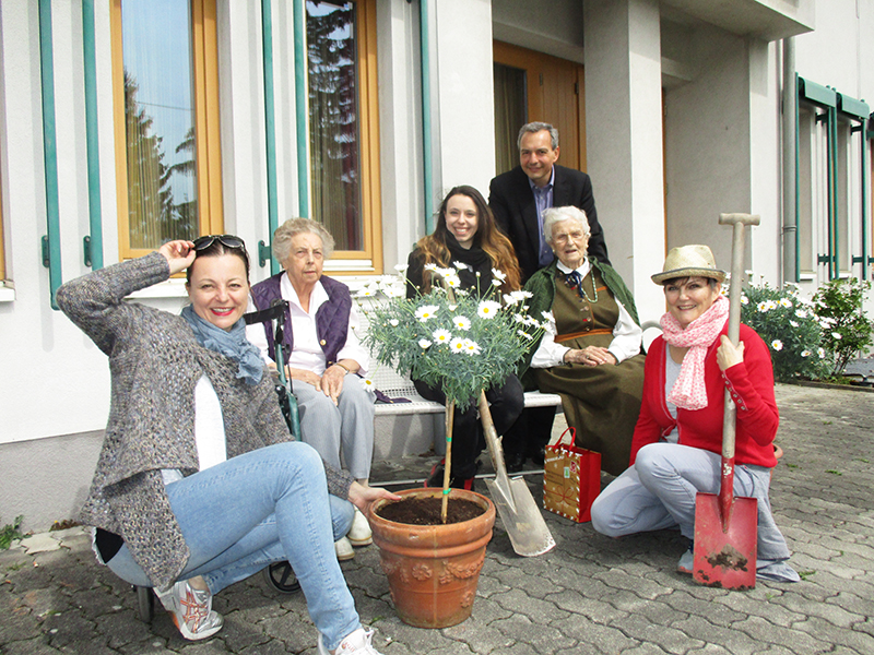 Fleißige Helfer im Haus St. Klemens Caritas Wien